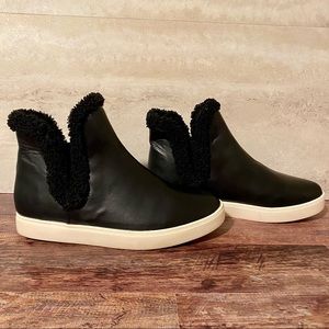 New Directions Winton Booties – Black – Size 9